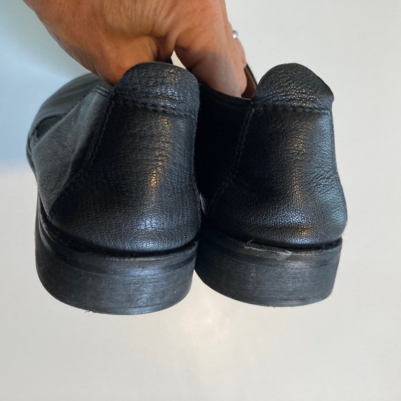 Gentle Souls Essex black leather slip-on Women's size 7.5 - Picture 9 of 11